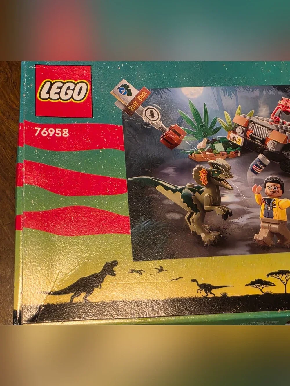 Lego Jurassic World 30th Anniversary Dilophosaurus Ambush #76958